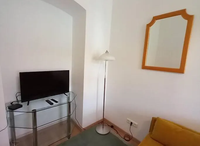 Altbauwohnung Neu Saniert - Fuer Familien Geeignet * Vienna
