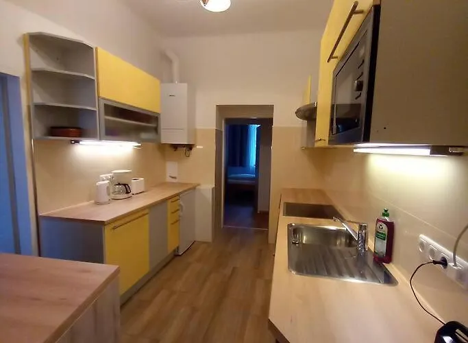 Altbauwohnung Neu Saniert - Fuer Familien Geeignet Apartment Vienna